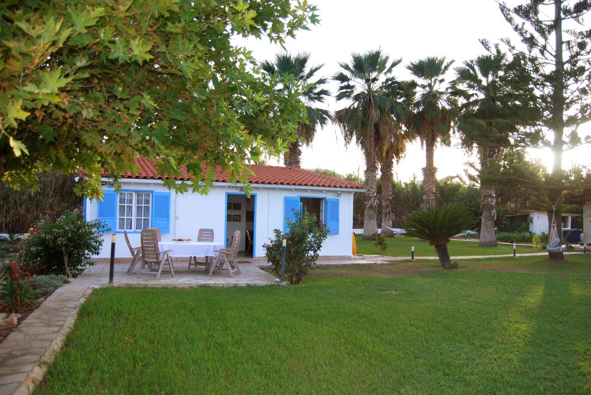Villa Akrata Exterior photo