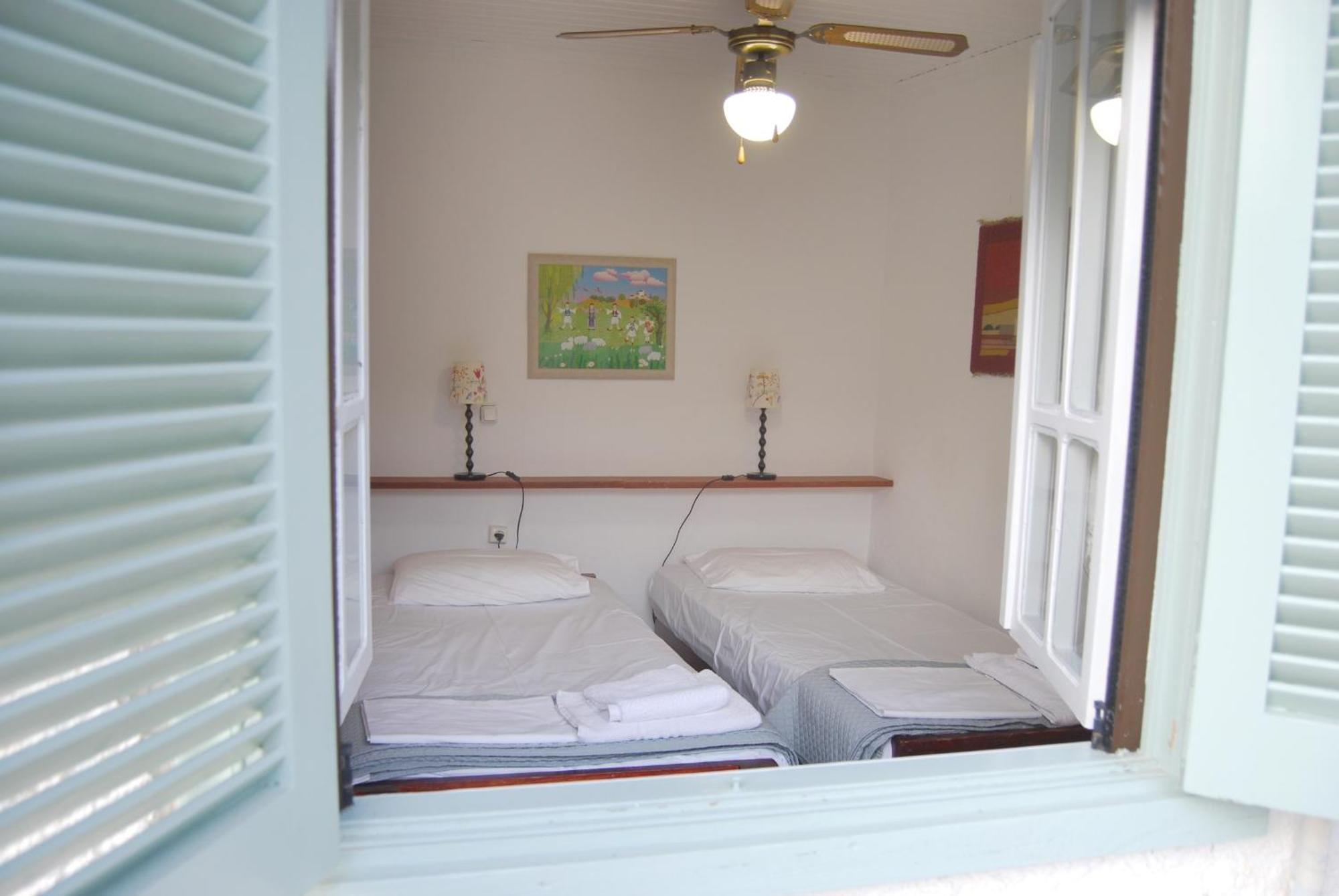 Villa Akrata Exterior photo