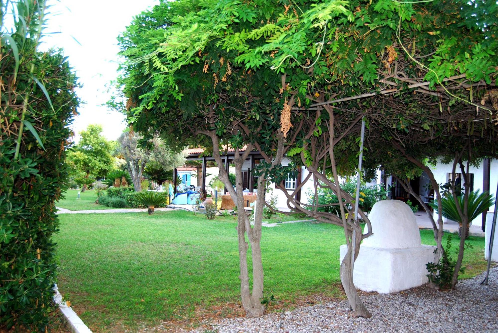 Villa Akrata Exterior photo