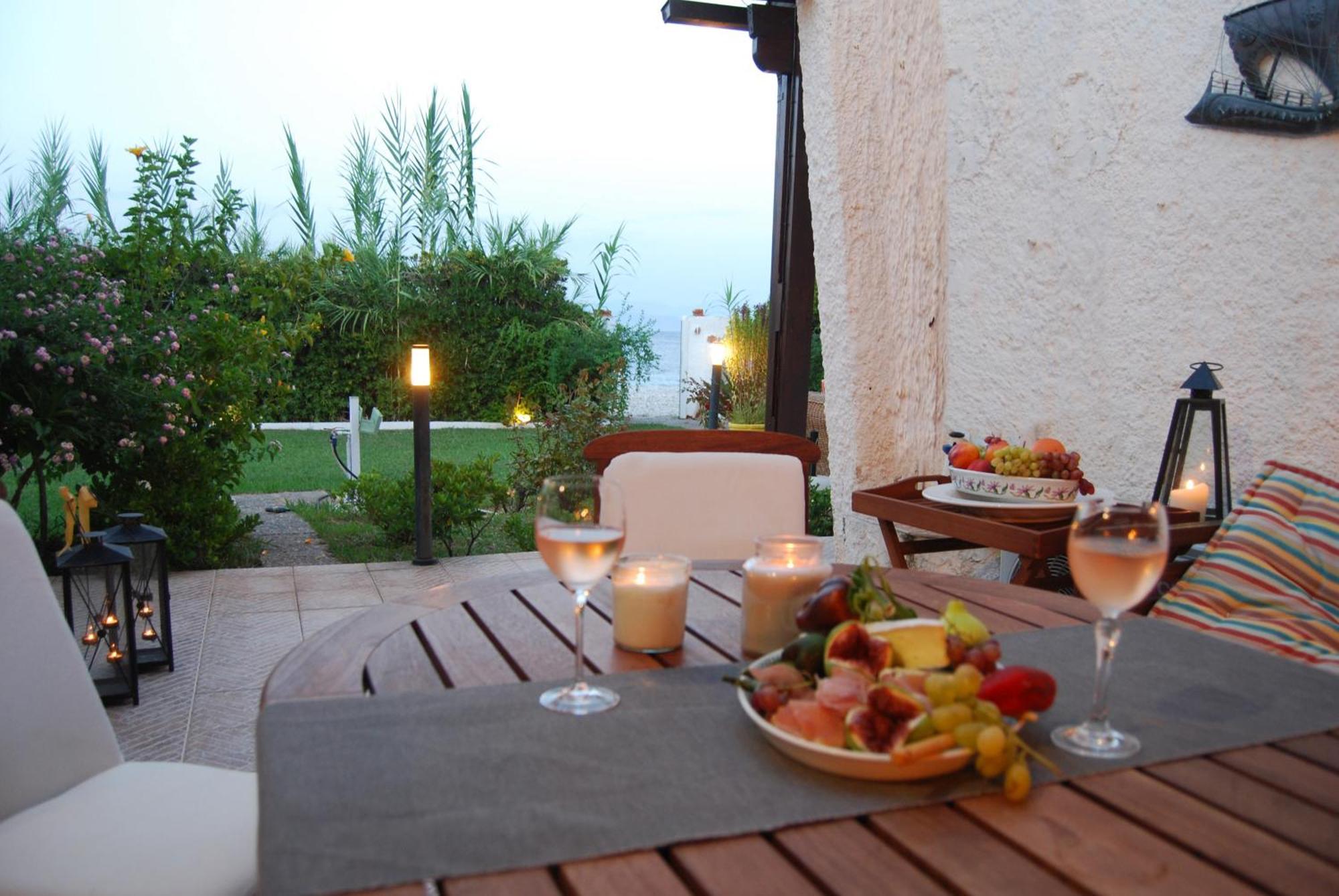 Villa Akrata Exterior photo